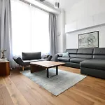 Luxury Apartment By Hi5 - Budapest Broadway